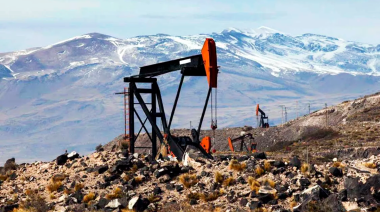 Mendoza acelera la licitación de 15 áreas de exploración y explotación petrolera