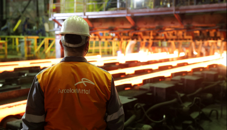 El mayor grupo siderúrgico del mundo formalizó su ingreso al negocio minero en la Argentina