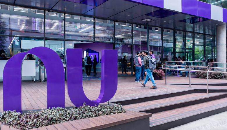 Nubank, el mayor banco digital de América Latina, confirmó que regresa al país este año