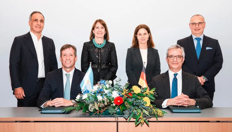 Argentina da un paso clave en el mercado global de GNL con un contrato histórico hacia Europa