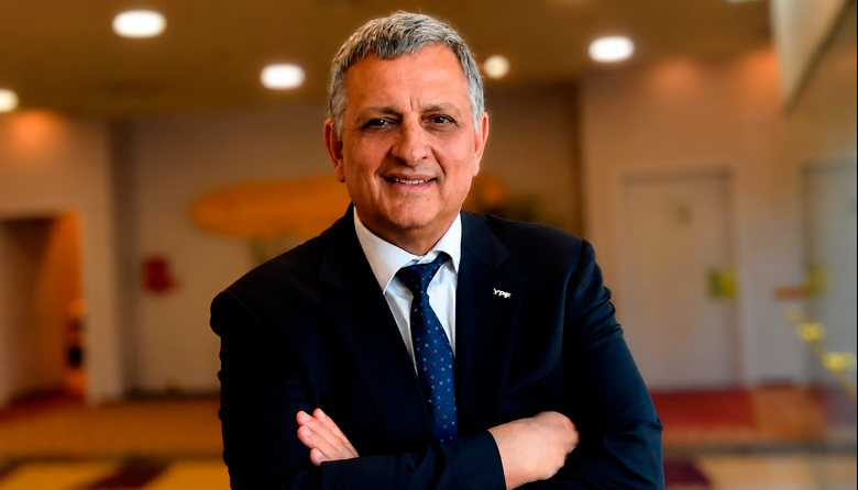 Vaca Muerta impulsa el mejor momento de YPF: menos deuda, más producción y un ambicioso salto exportador