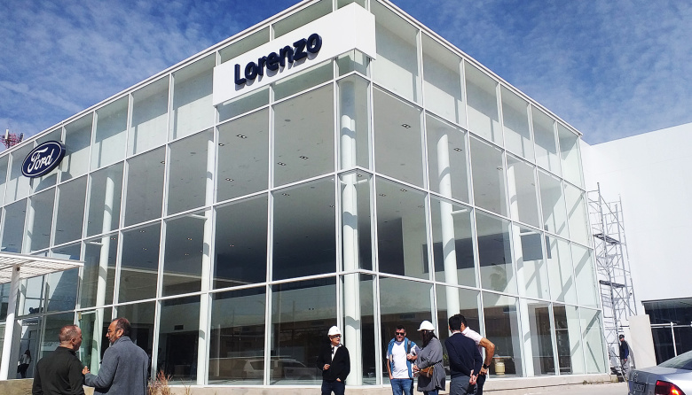 Una nueva experiencia llega a Mendoza: Grupo Lorenzo inaugura el primer concesionario Ford Signature 2.0 del país