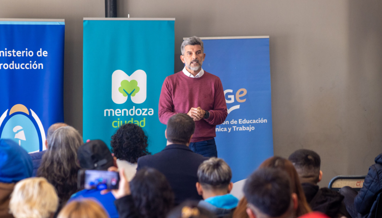 La Ciudad de Mendoza impulsa la formación de electricistas para responder a la demanda de nuevos oficios