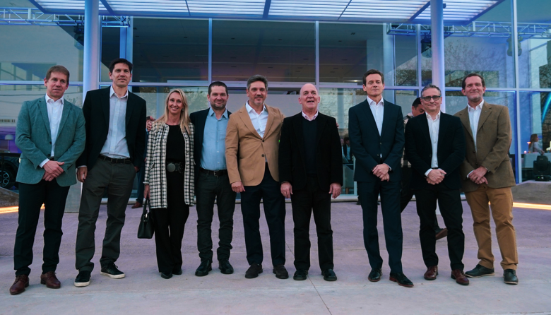 Grupo Lorenzo inauguró el primer concesionario Ford Signature 2.0 del país