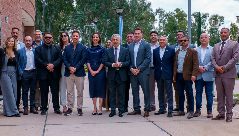 Destinan más de US$ 43 millones a obras eléctricas diseñadas para impulsar el desarrollo productivo del sur provincial