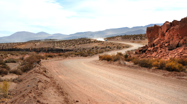 Mendoza apuesta a Pata Mora para crear un polo logístico que potencie la minería y el petróleo