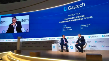YPF acelera su proyecto de GNL con acuerdos estratégicos anunciados en Milán