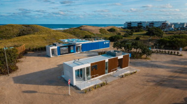 YPF inauguró en Pinamar la primera estación de servicio móvil del país