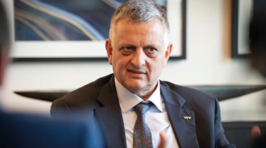 YPF congela los precios de los combustibles por 45 días para sostener el consumo