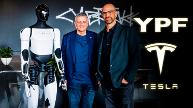 YPF y Tesla exploran una alianza para desarrollar carga eléctrica rápida y almacenamiento energético en Argentina