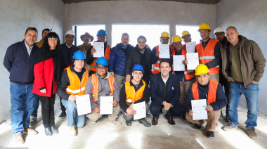 CECIM y la DGE entregaron los primeros certificados de una capacitación conjunta para trabajadores de la construcción