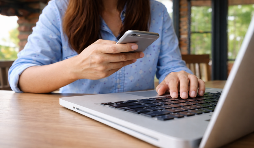 La Cámara Argentina Fintech impulsa el pago de salarios en billeteras digitales y abre un fuerte debate con los bancos