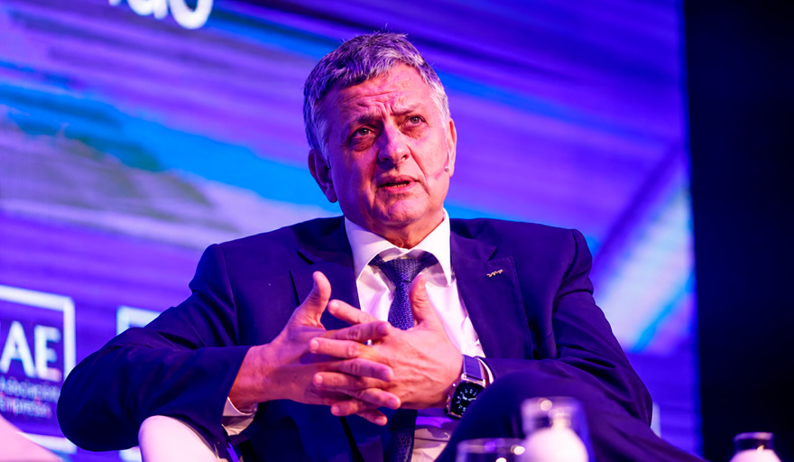 YPF acelera su plan global: Marín apuesta al GNL y a convertir a la compañía en una potencia energética
